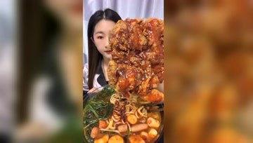 娱乐吃瓜酱芜湖,芜湖风云录，揭秘娱乐圈背后的故事