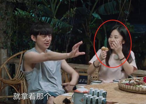 模仿娱乐圈吃瓜爆料直播,直播揭秘明星幕后故事